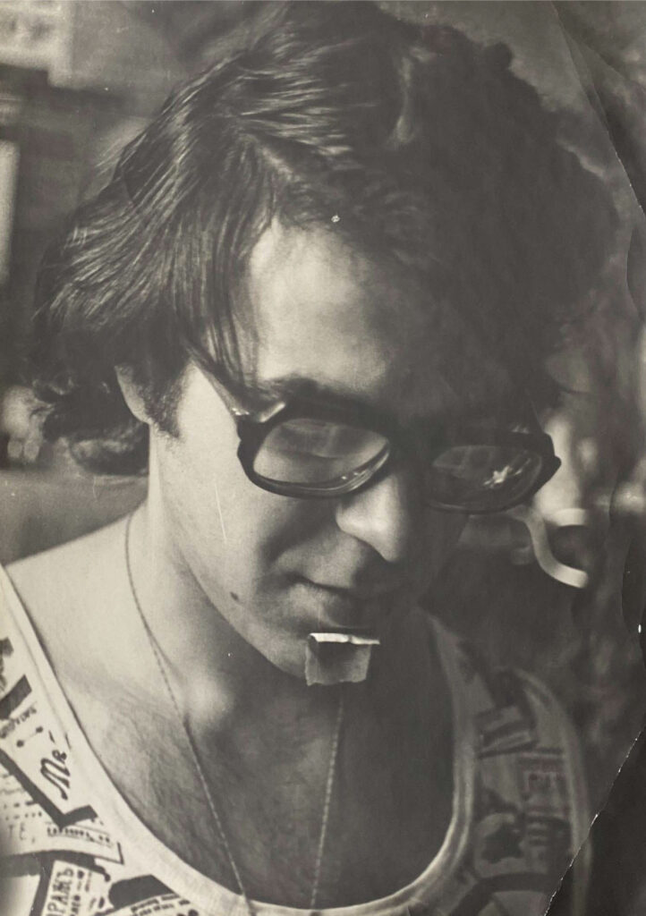 Брился. Порезался.