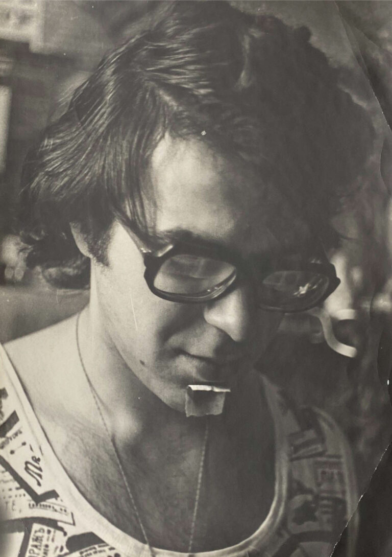 Брился. Порезался.